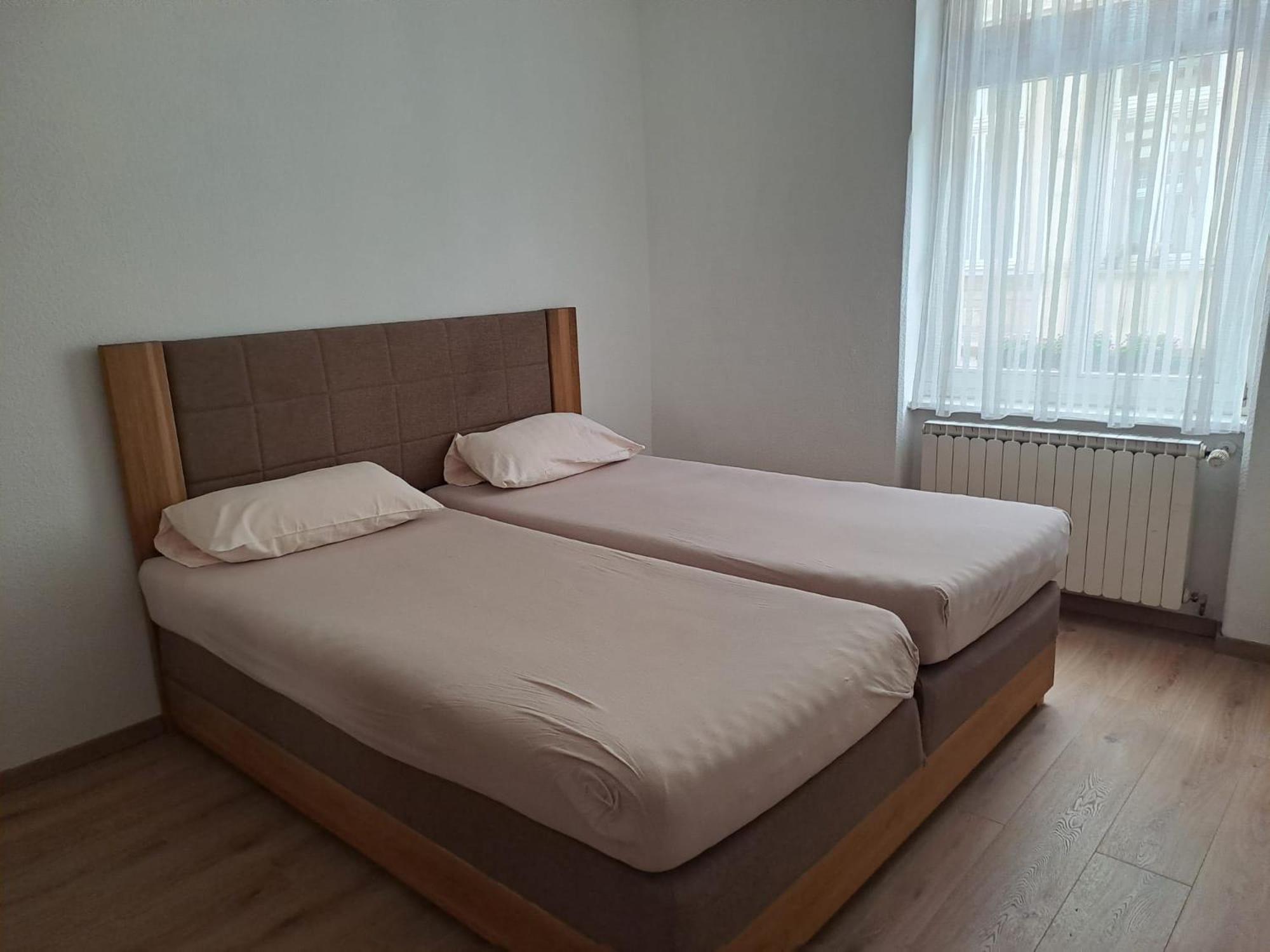 Hotel Zur Post Bacharach Bagian luar foto