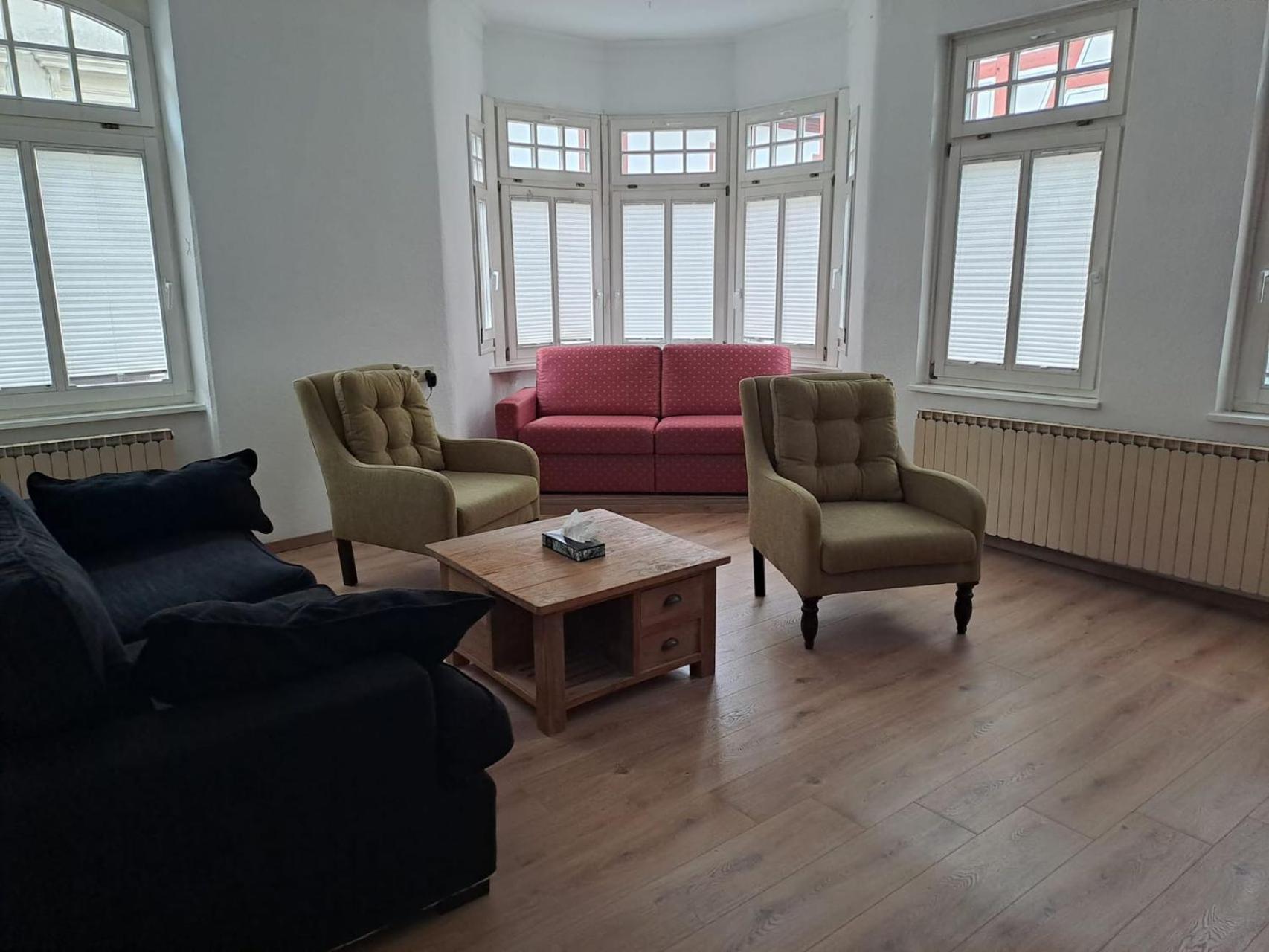 Hotel Zur Post Bacharach Bagian luar foto